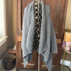 Gray Women's Open Front Cardigan-Sz. Large-EUC